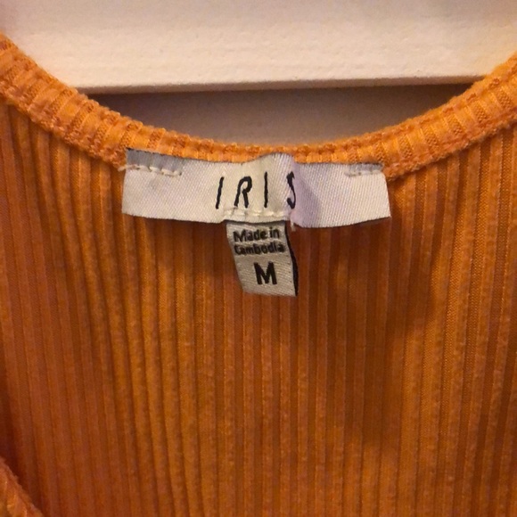 Iris mustard yellow top - Picture 2 of 3